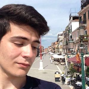 Meet your Posher, Jonathan